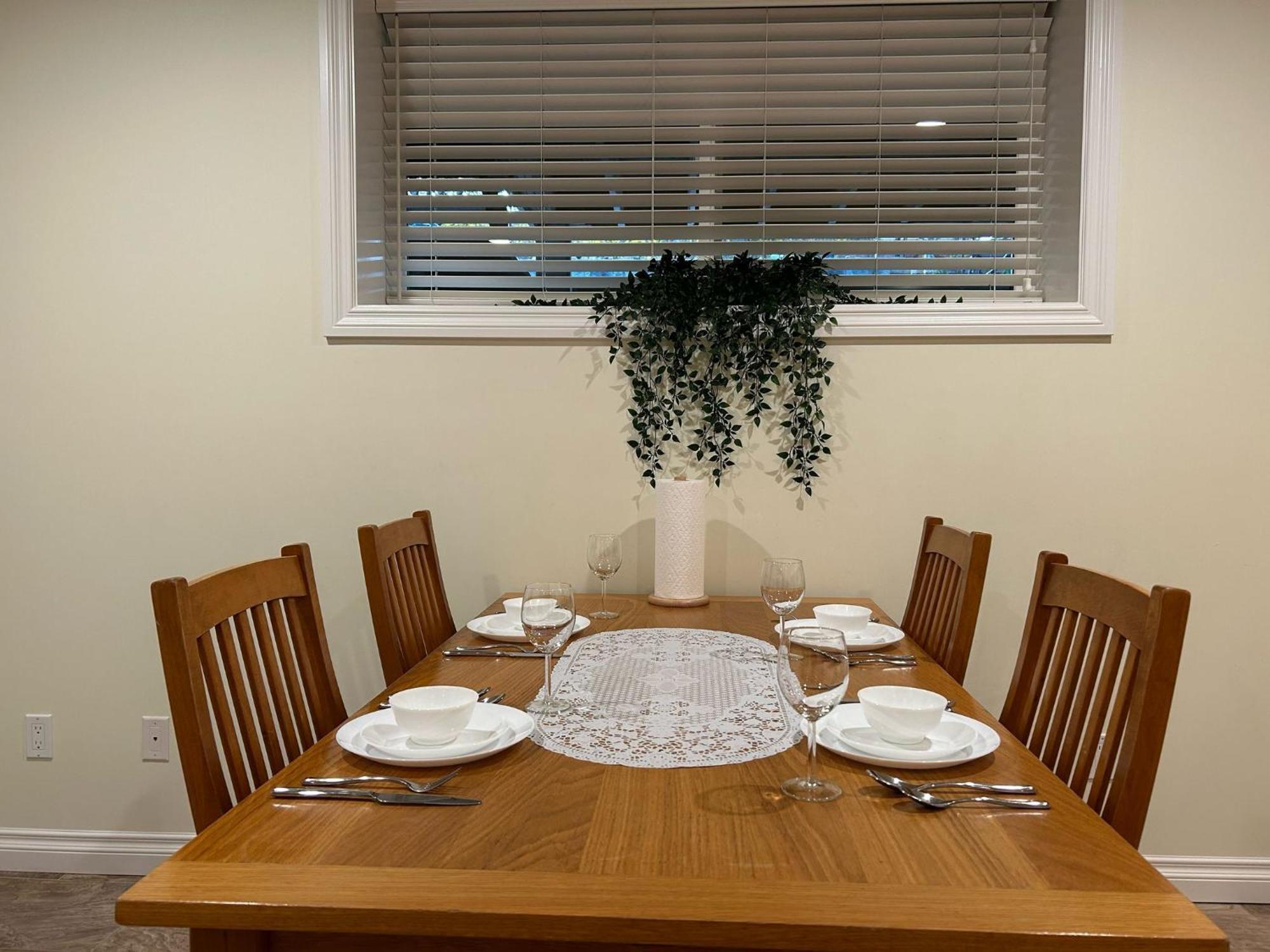 A Private Suite In Port Moody Exteriér fotografie